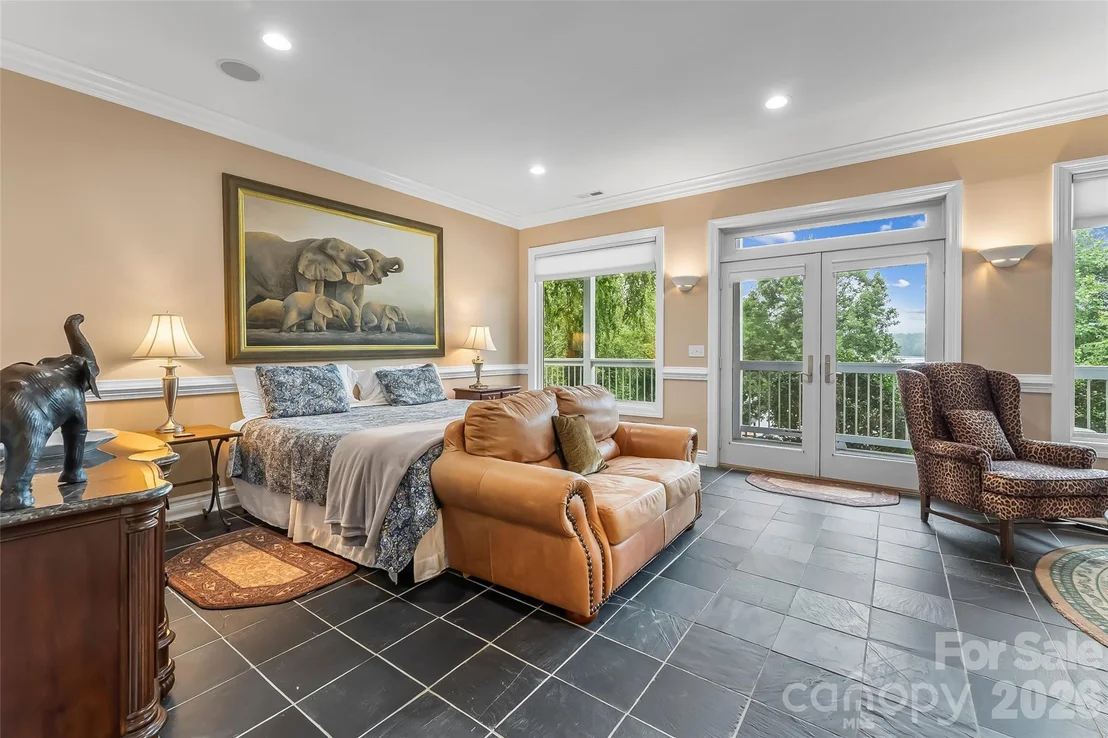 Photo of 705 Waters Edge Drive