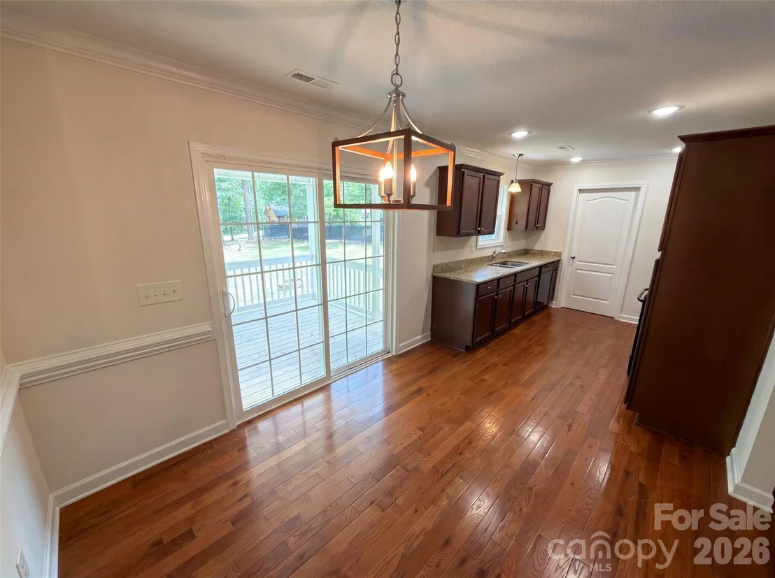 Photo of 494 Hall Spencer Road