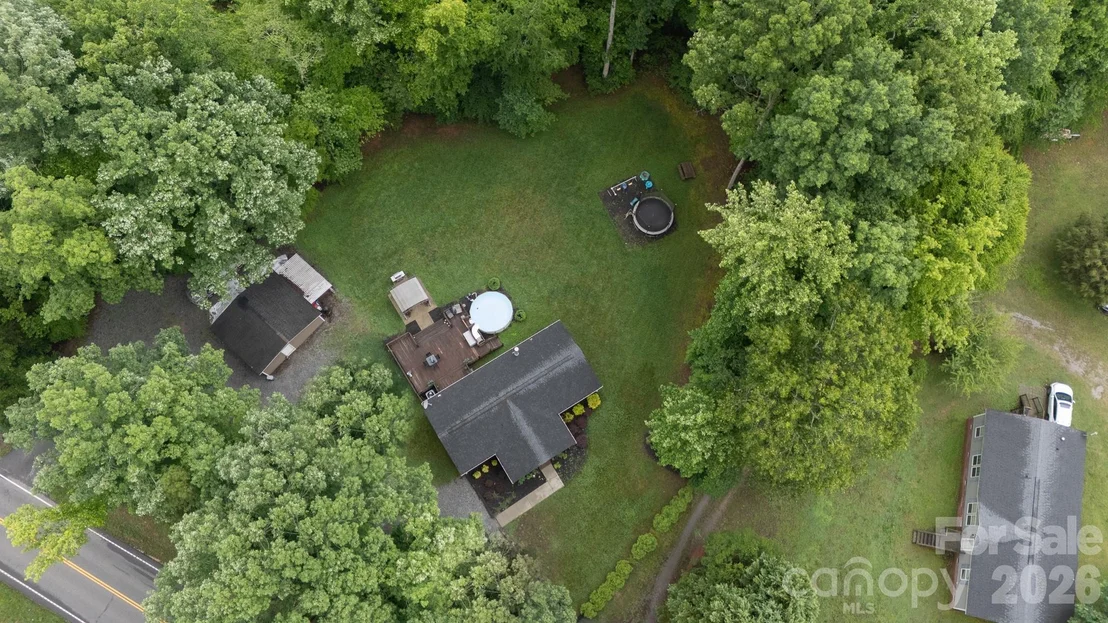 Photo of 652 Sutton Spring Road