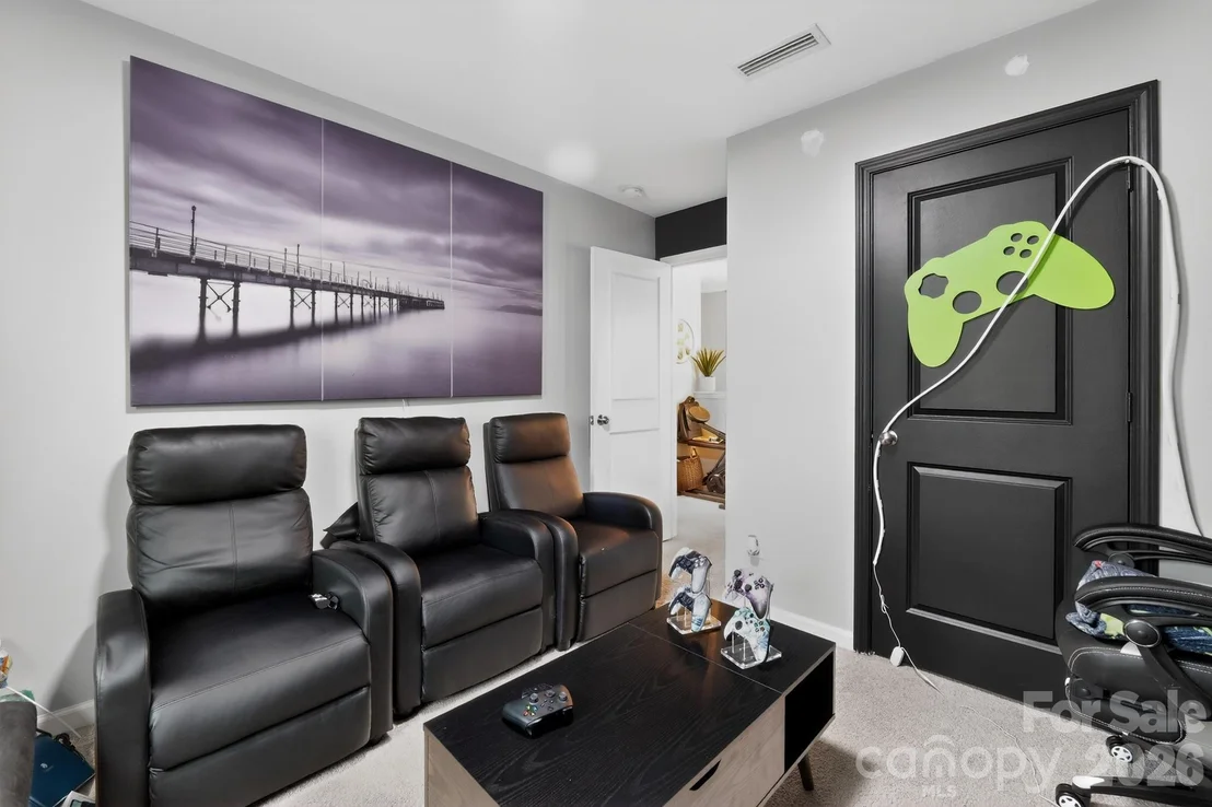 Photo of 1101 Freeman View Drive