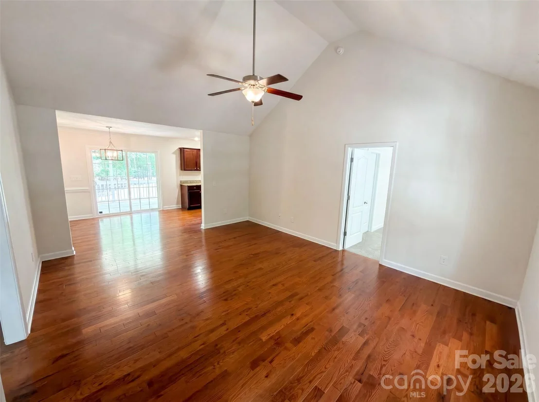 Photo of 494 Hall Spencer Road