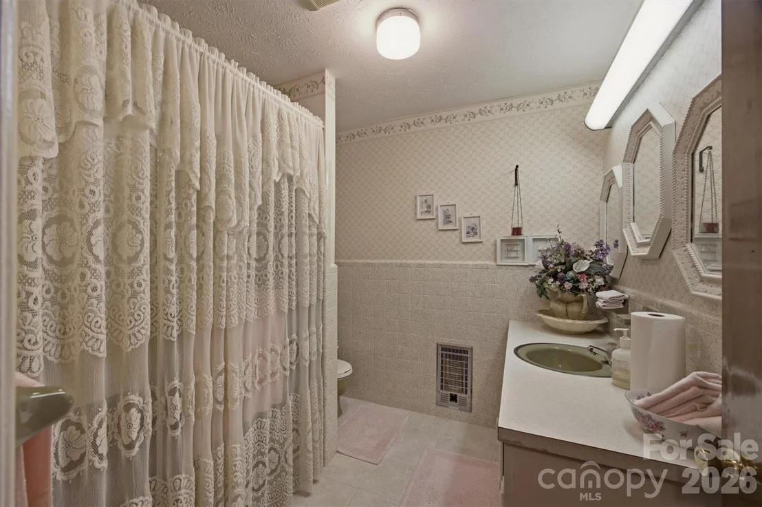 Photo of 2711 Fairway Acres Circle