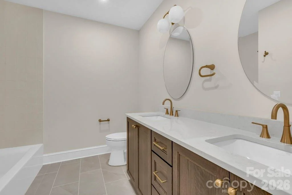 Photo of 380 Greystone Drive