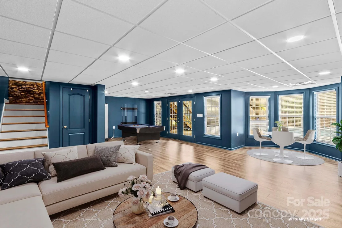 Photo of 415 Autumnlight Drive