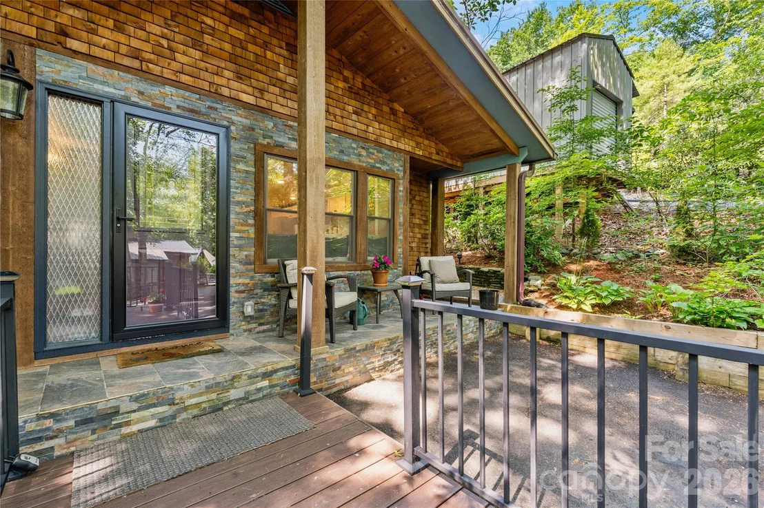Photo of 180 Longview Road