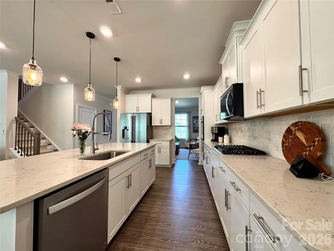 Photo of 351 Miramar Drive
