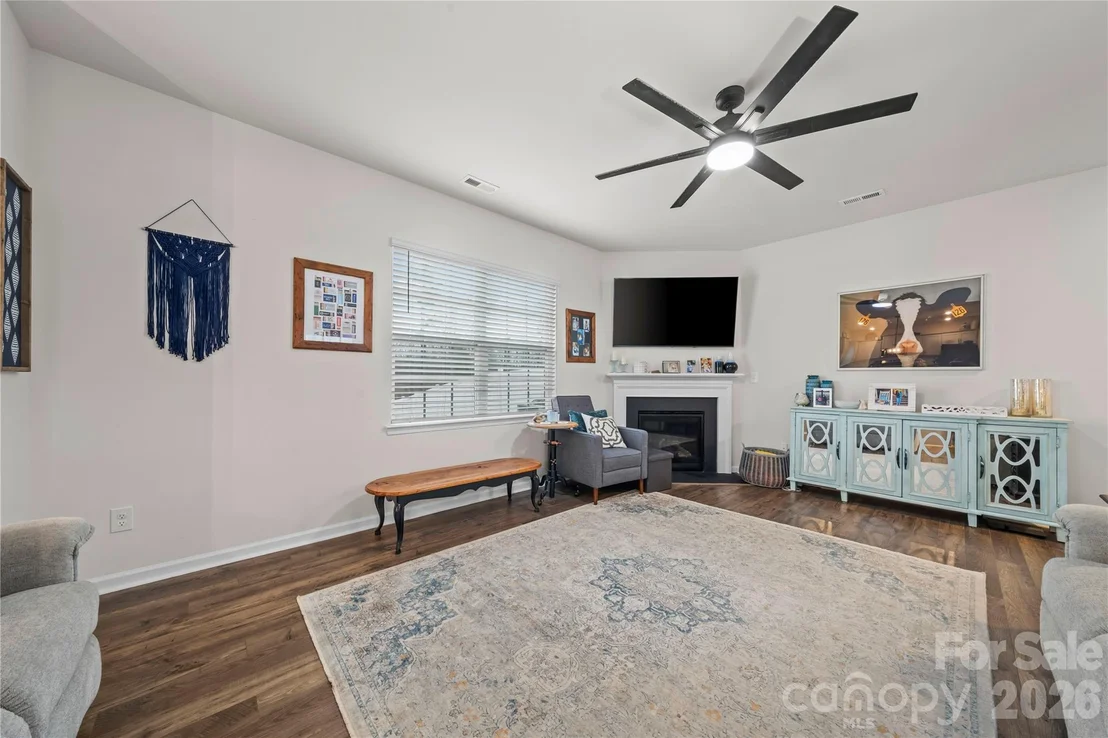 Photo of 7549 Stonehouse Drive