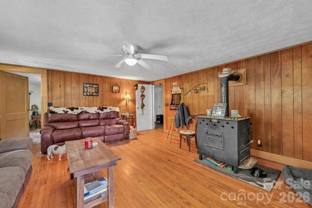 Photo of 1068 Laurel Branch Road