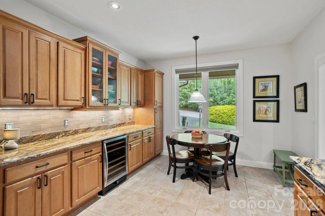 Photo of 547 Pinnacle Peak Lane