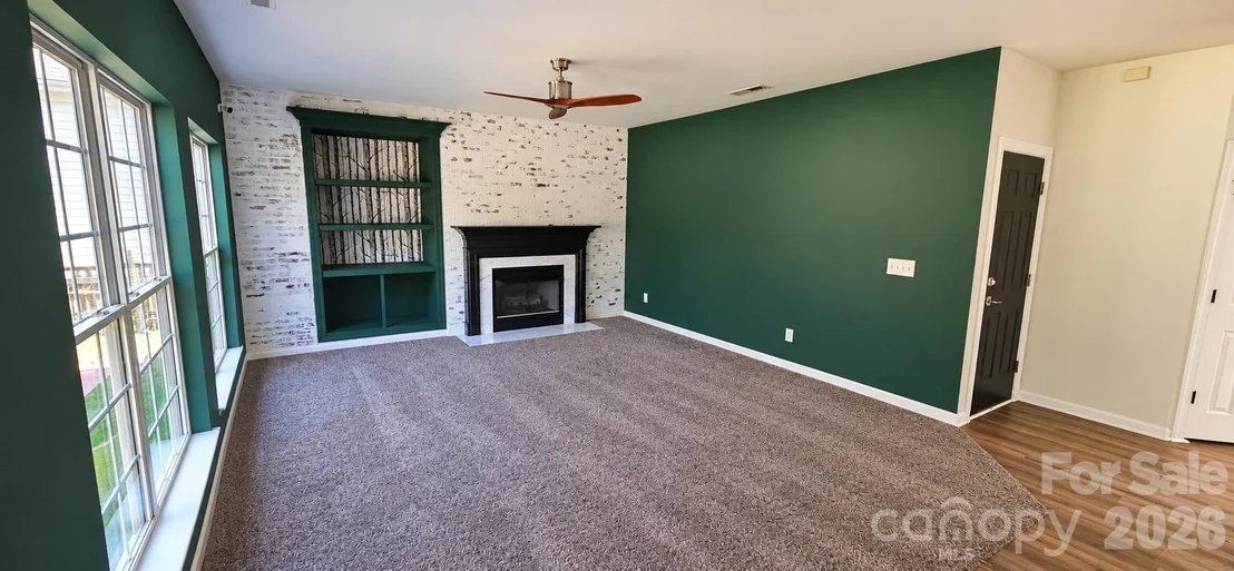 Photo of 4954 Riverview Drive