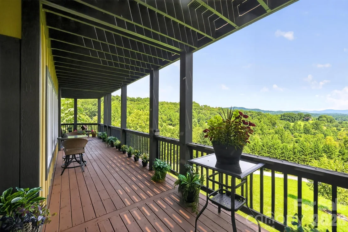 Photo of 100 Brookstone Mountain Trail