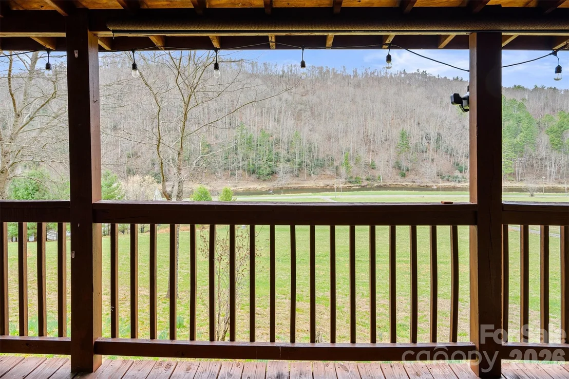 Photo of 2408 Todd Railroad Grade Road