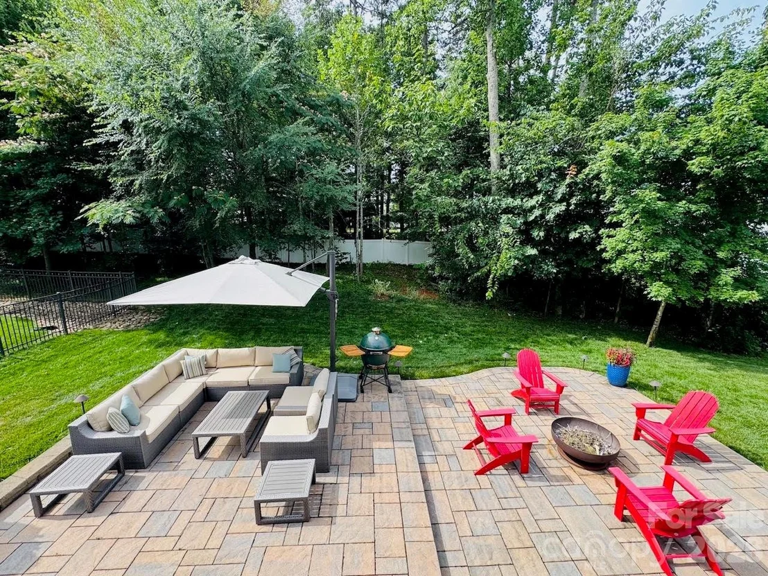 Photo of 108 Willowbrook Drive