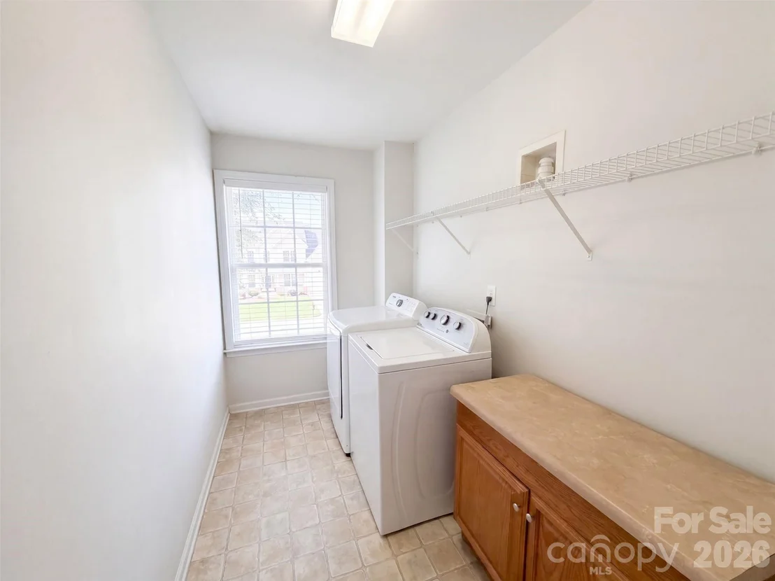 Photo of 821 Pinkney Place