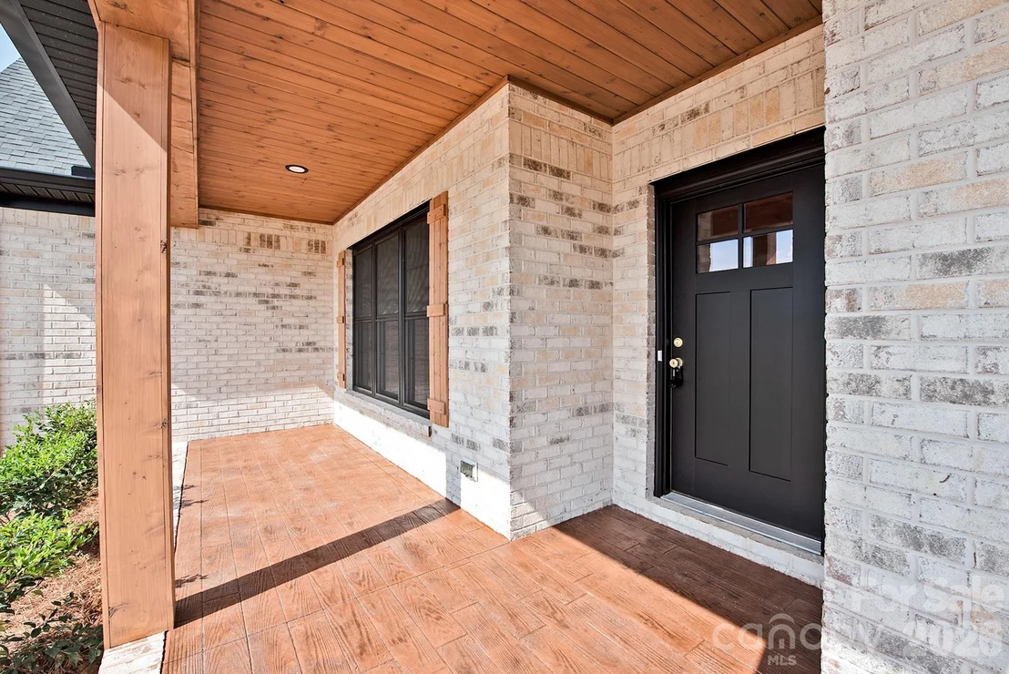 Photo of 935 Lake Wright Road