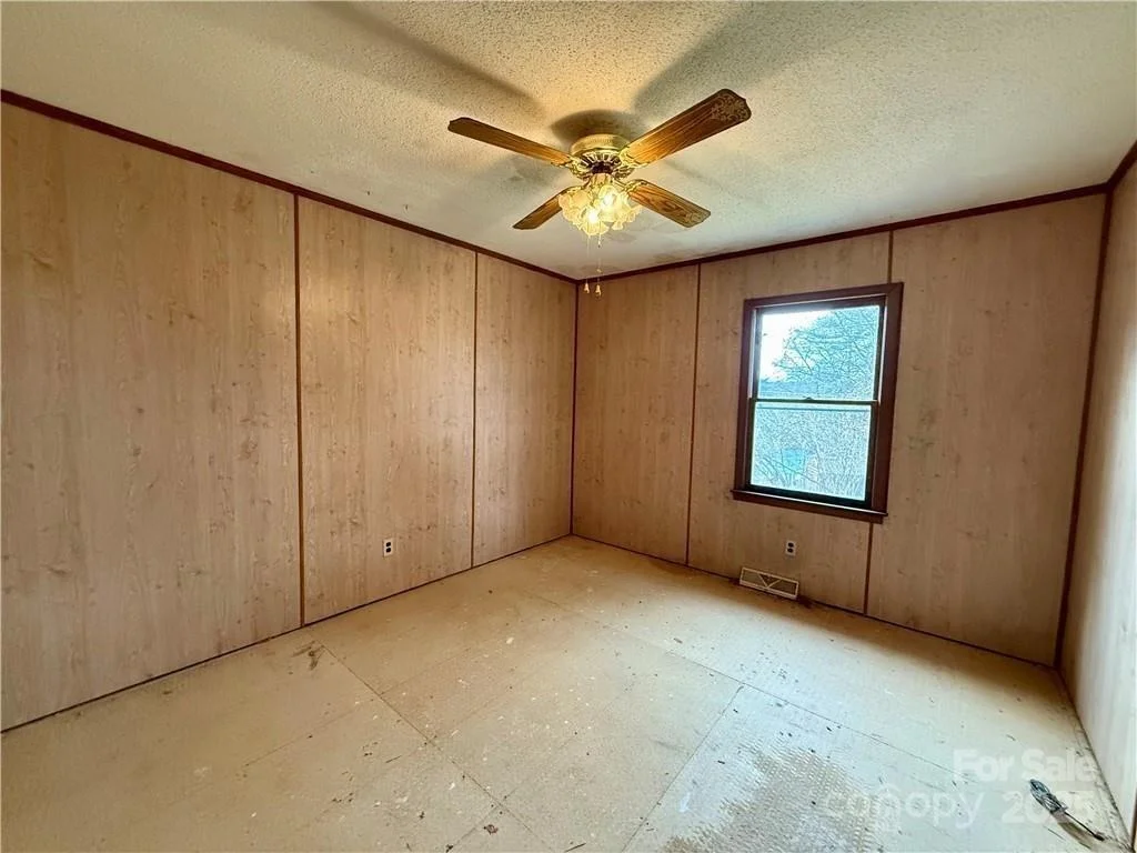 Photo of 365 Ollis Road