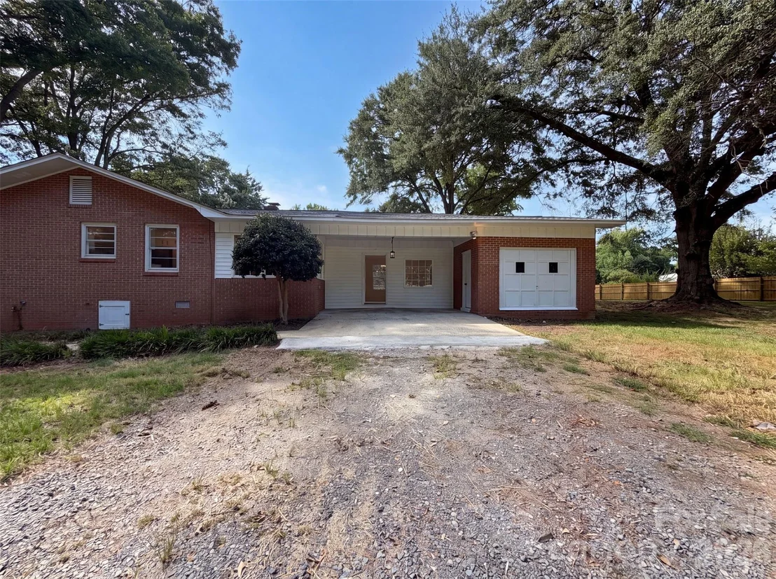 Photo of 1077 Allendale Circle