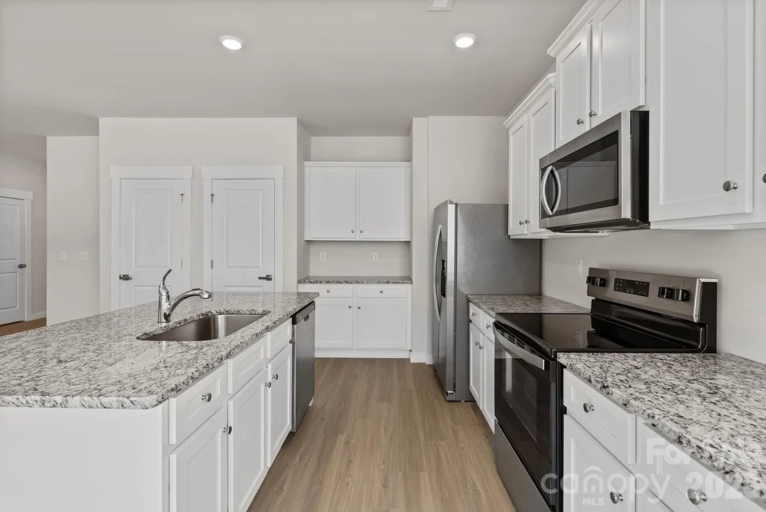 Photo of 710 Willow Estates Drive
