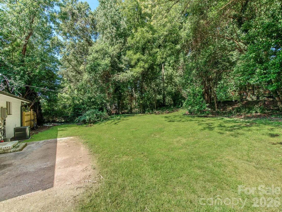 Photo of 4925 Springview Road
