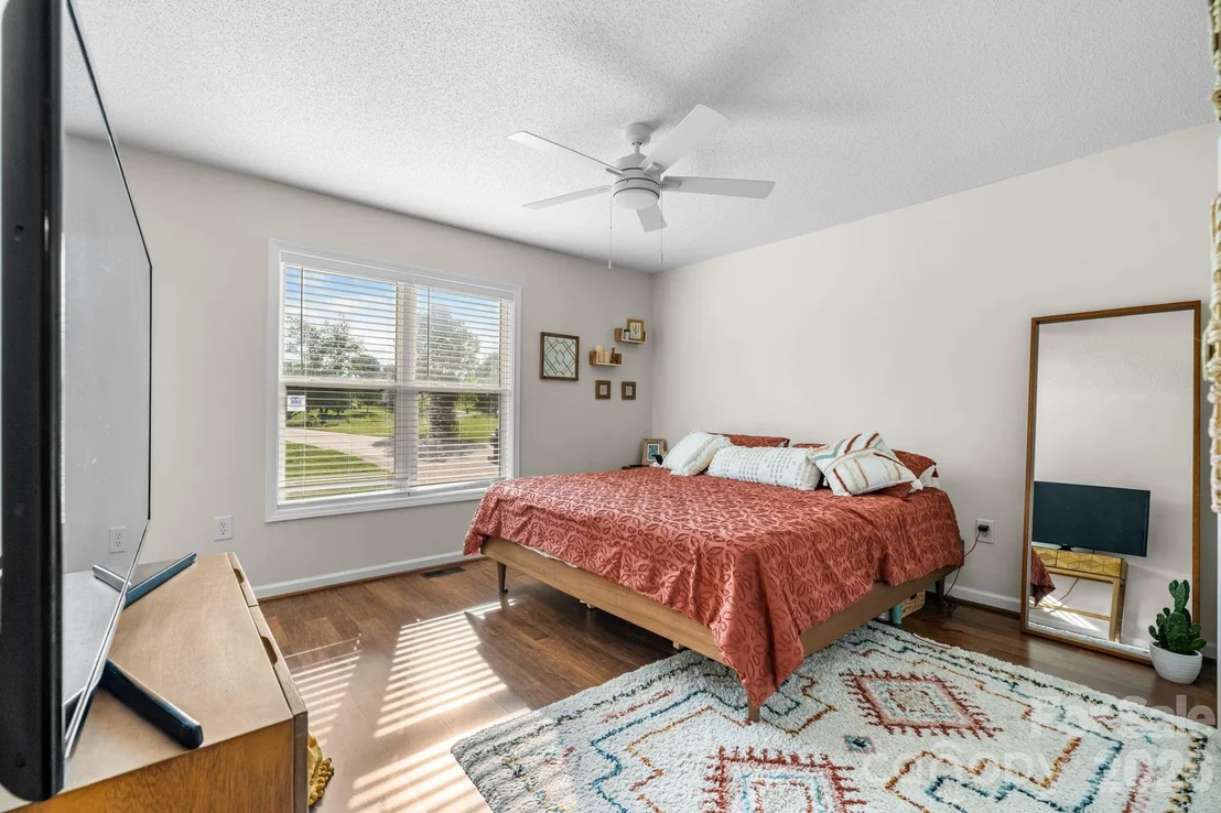 Photo of 5068 Tonys Way