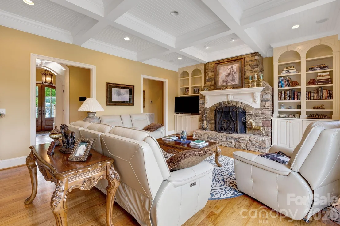 Photo of 340 Harrison Road