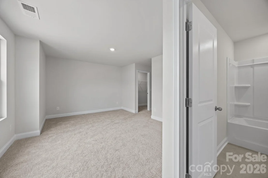 Photo of 5061 Puddle Pond Road