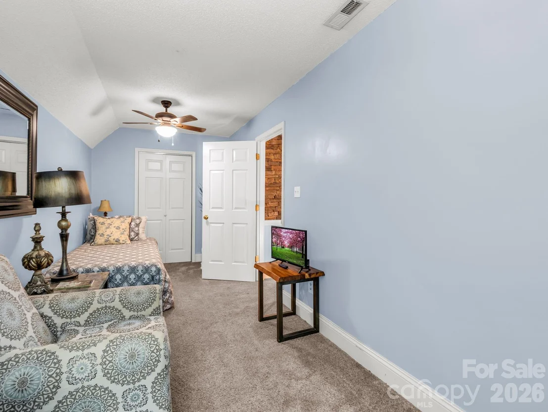 Photo of 101 Spindle Drive