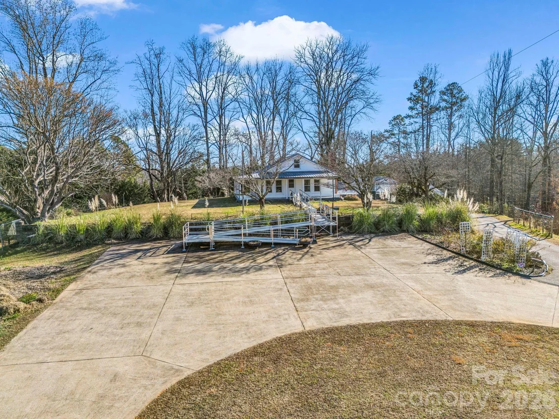 Photo of 620 Smith Waldrop Road