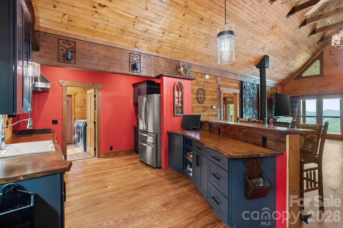 Photo of 2107 Miller Mountain Road