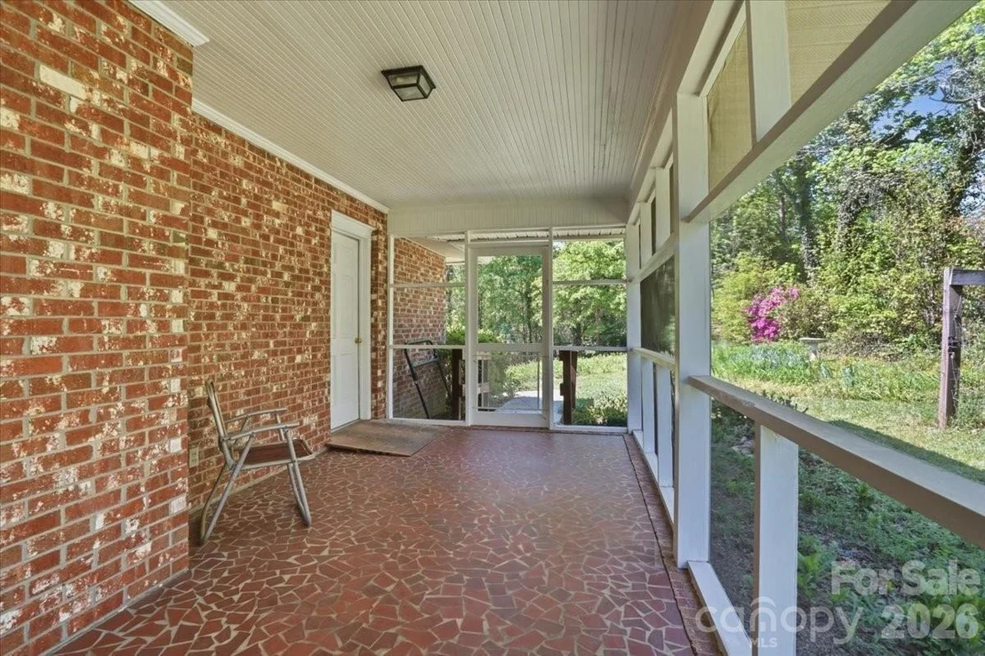 Photo of 160 Denton Street