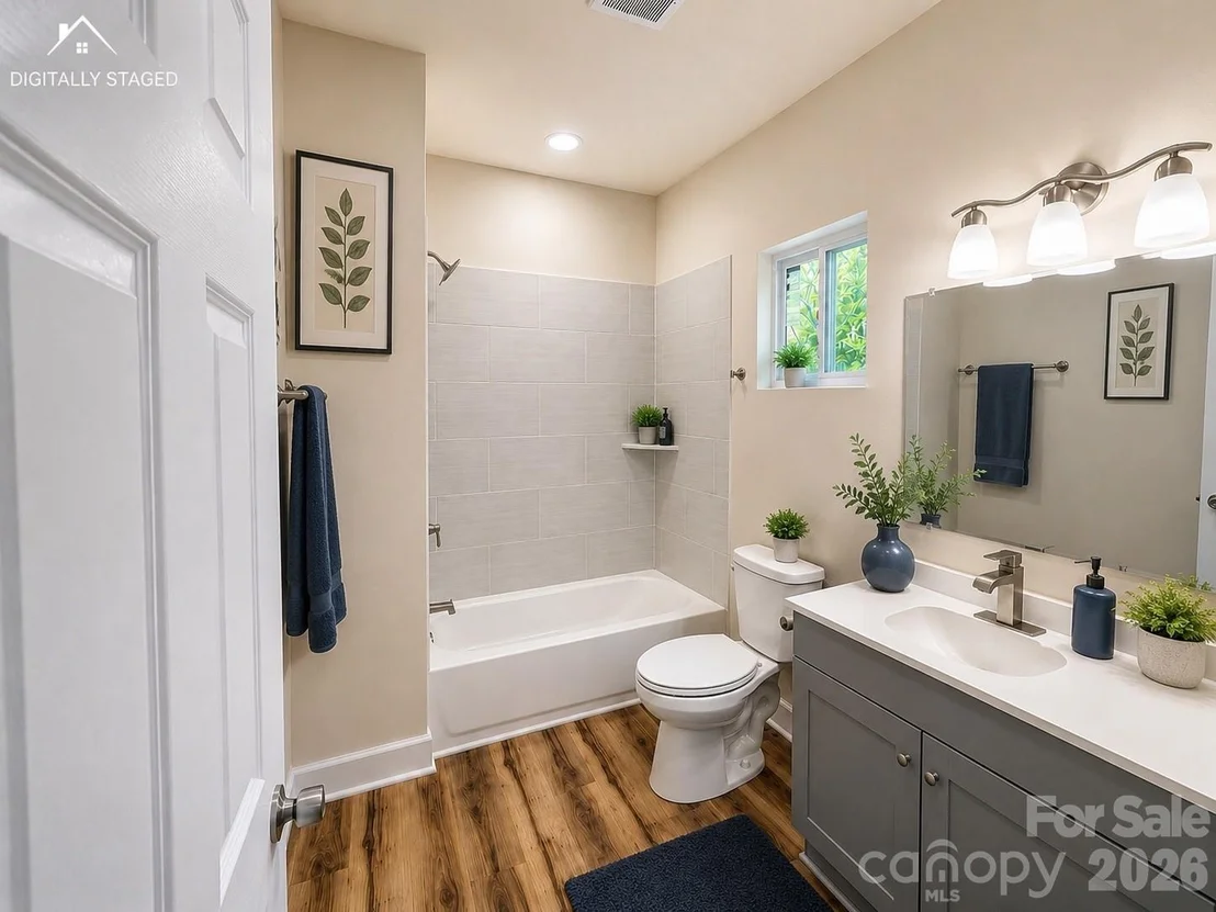 Photo of 109 N Gregory Street