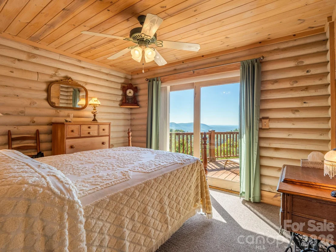 Photo of 762 Valley View Drive