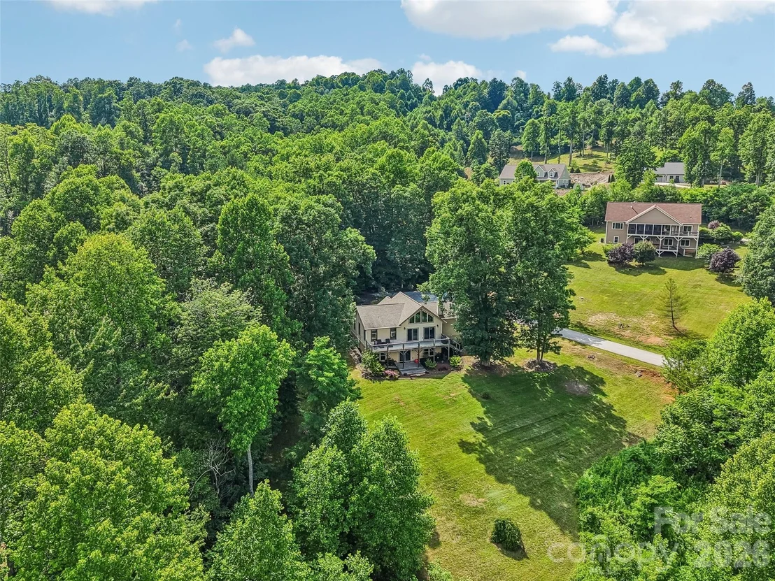 Photo of 77 Willow Stone Way