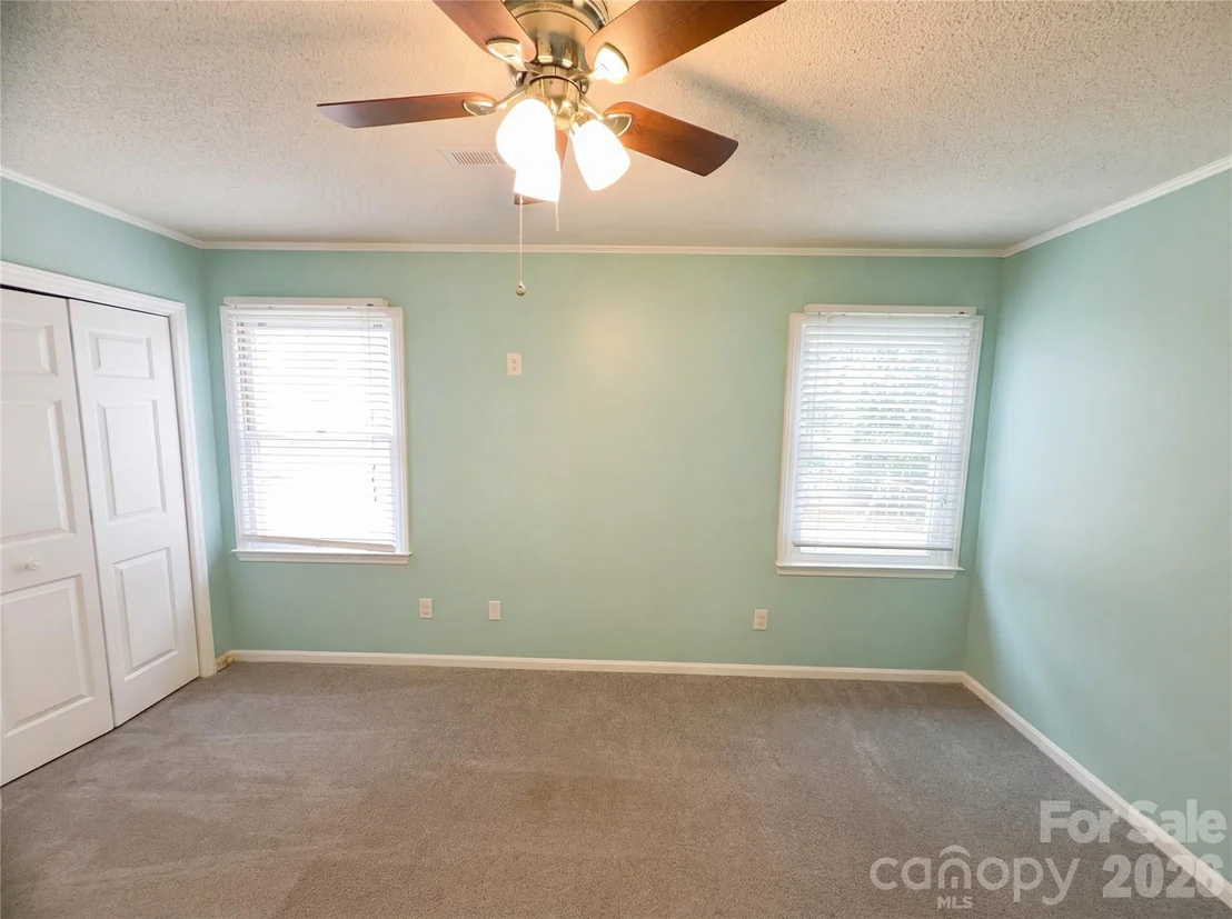 Photo of 3029 Southampton Circle