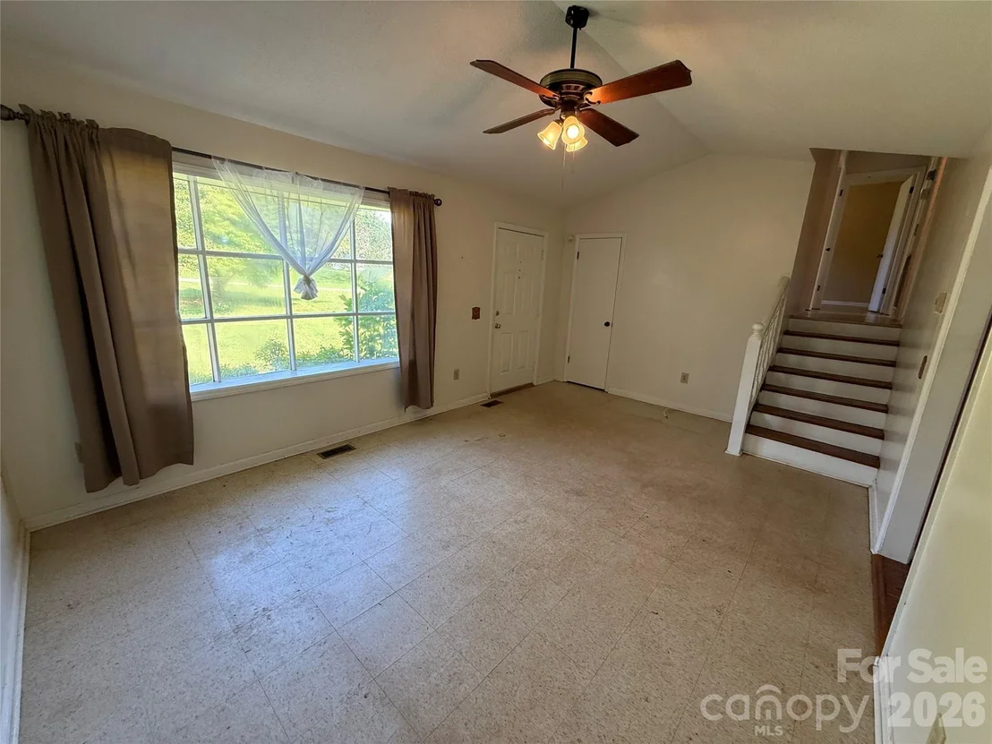 Photo of 3695 Commanche Court