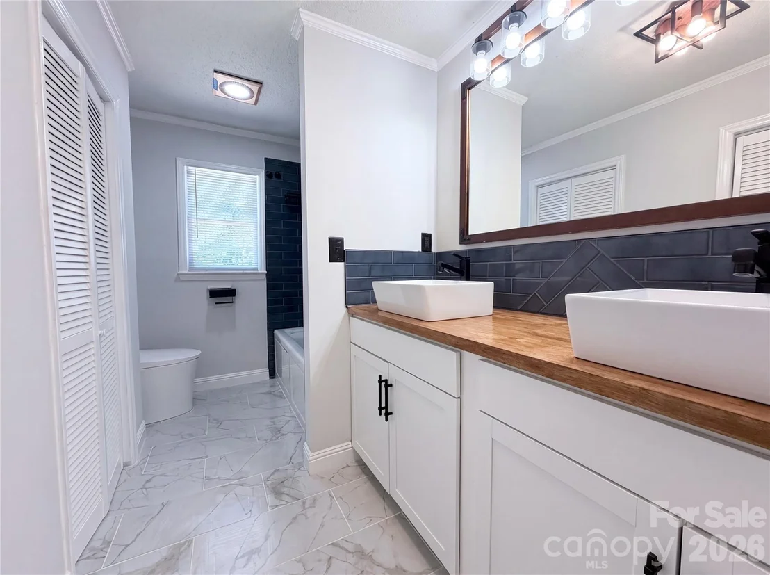 Photo of 609 Ginger Drive