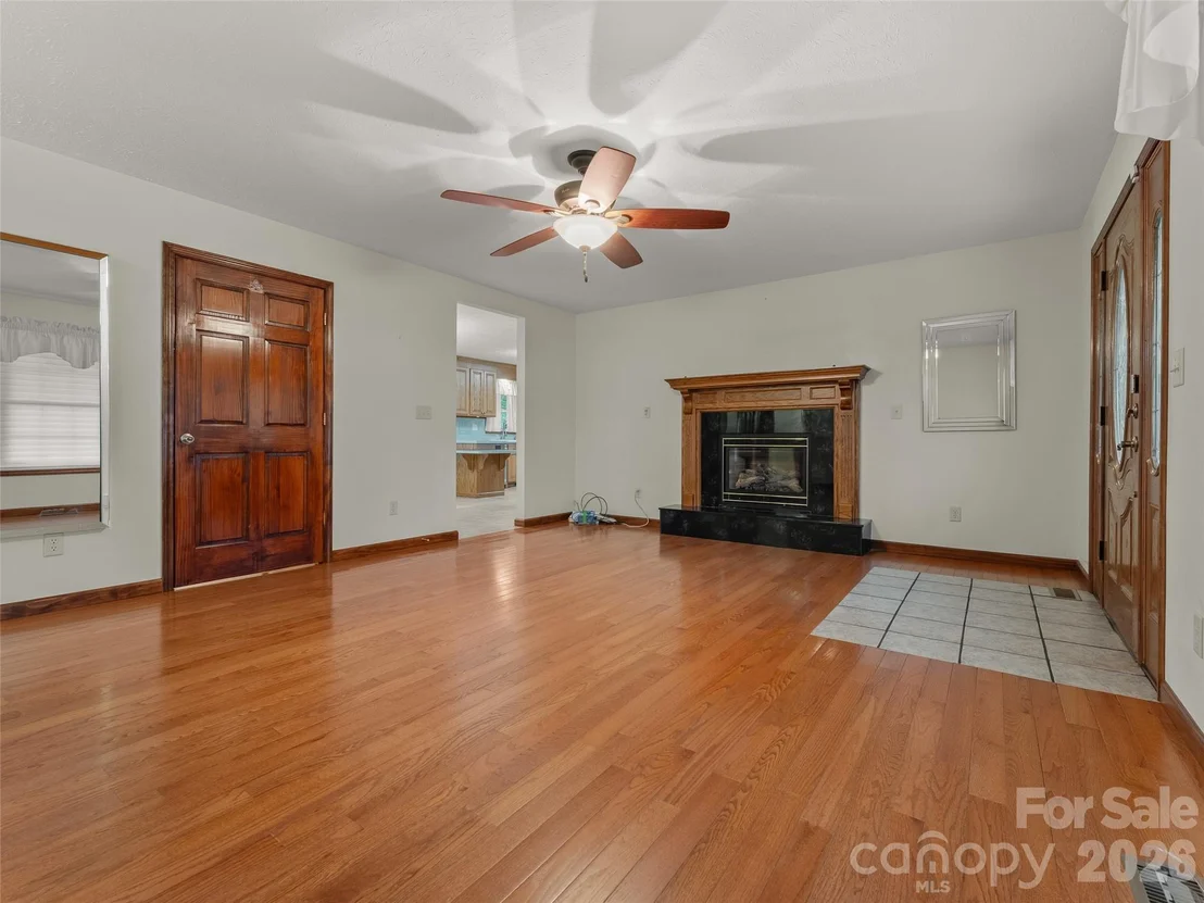 Photo of 476 Jackson Loop Road