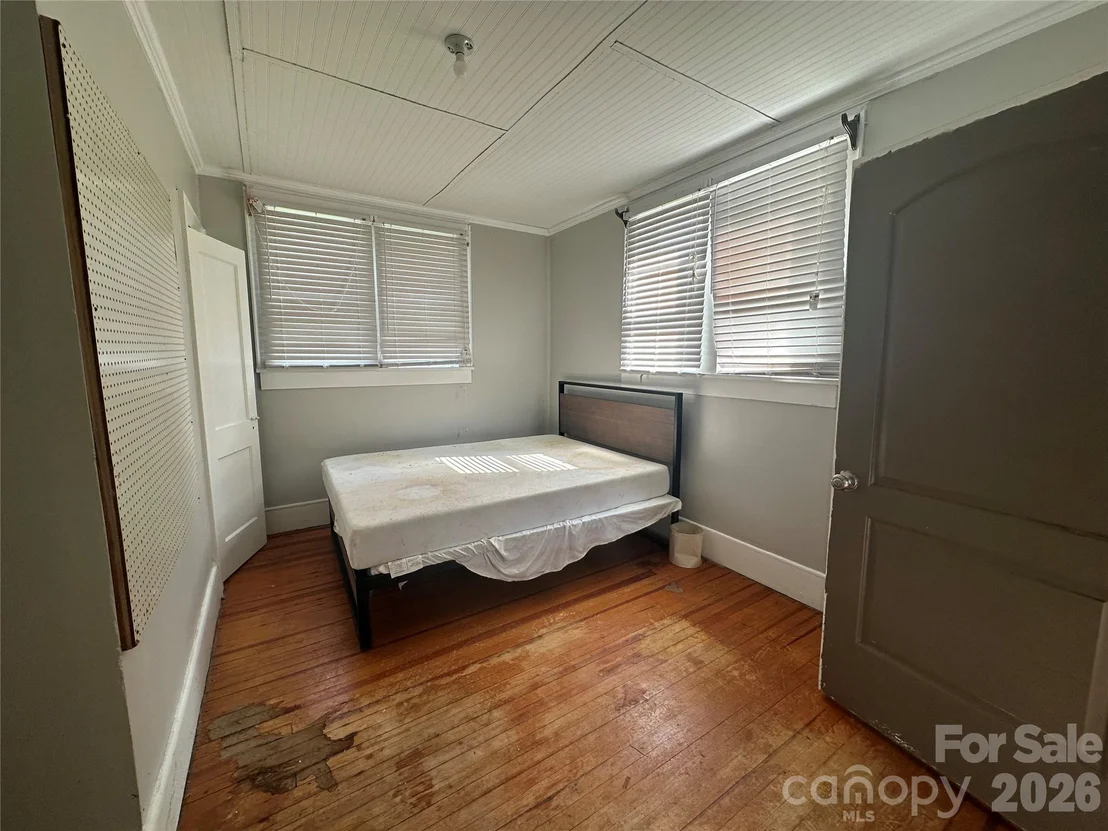Photo of 609 Front Street
