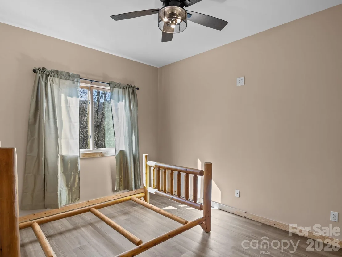 Photo of 225 Aurora Lane