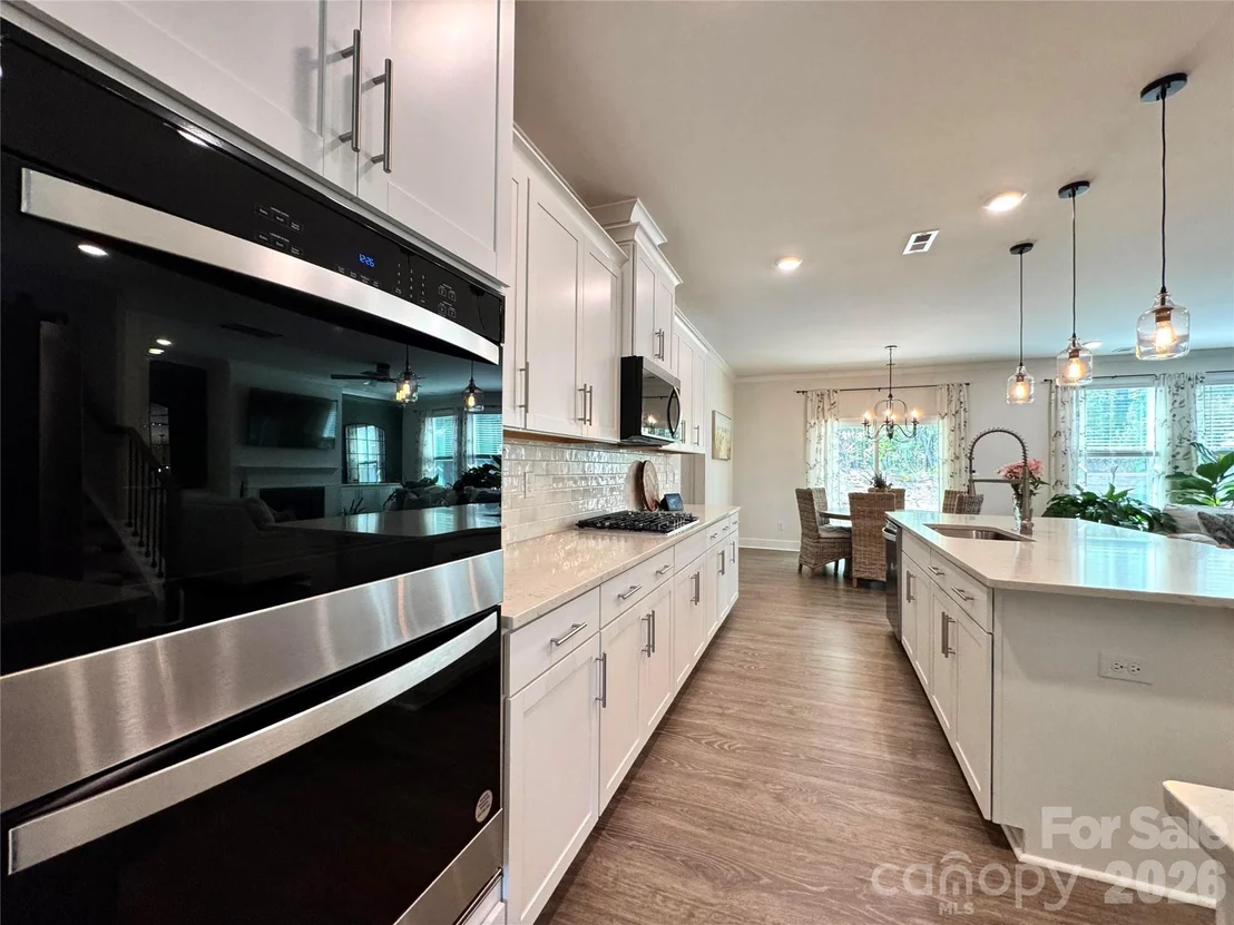 Photo of 351 Miramar Drive