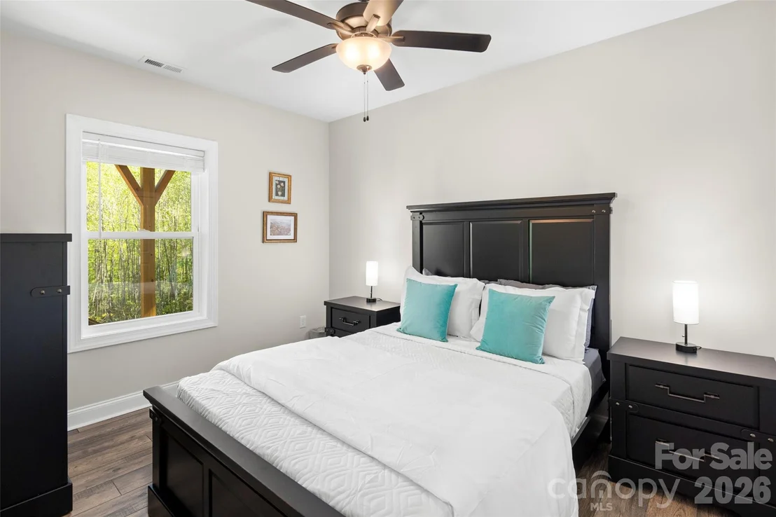 Photo of 233 Arcadia Falls Way