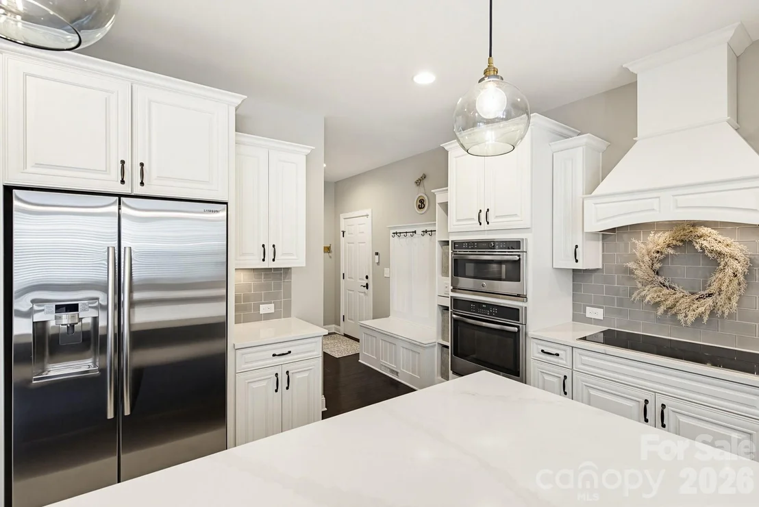 Photo of 3083 Twin Lakes Drive