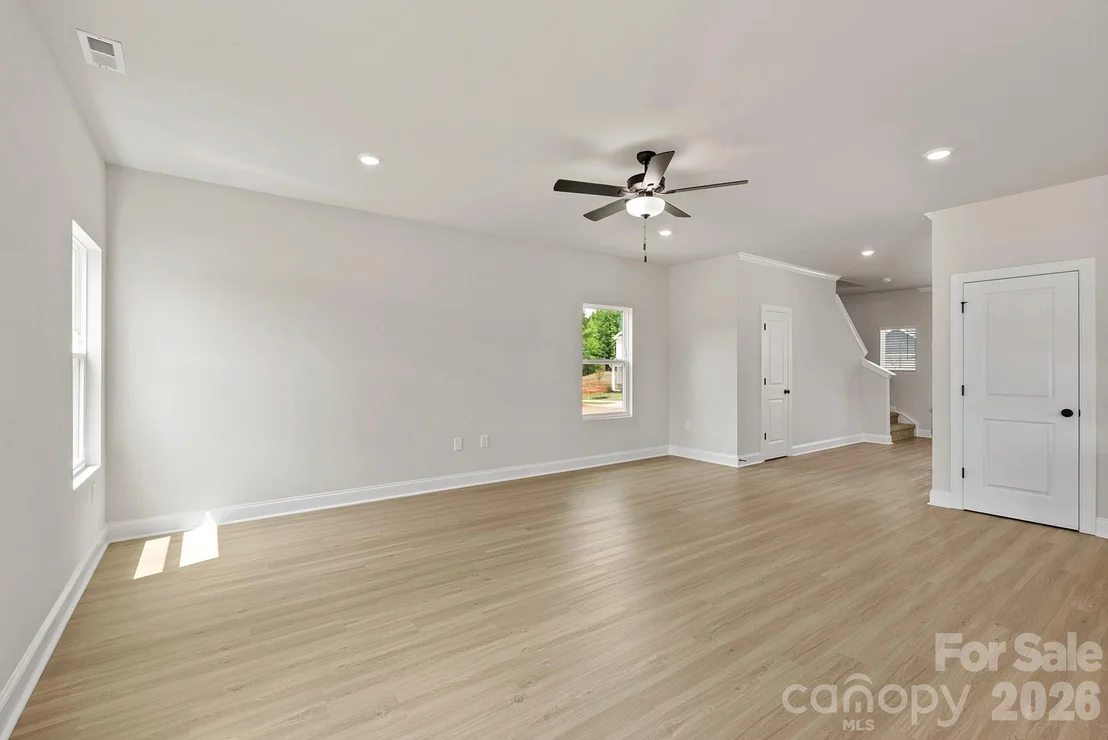 Photo of 3446 Robindale Drive