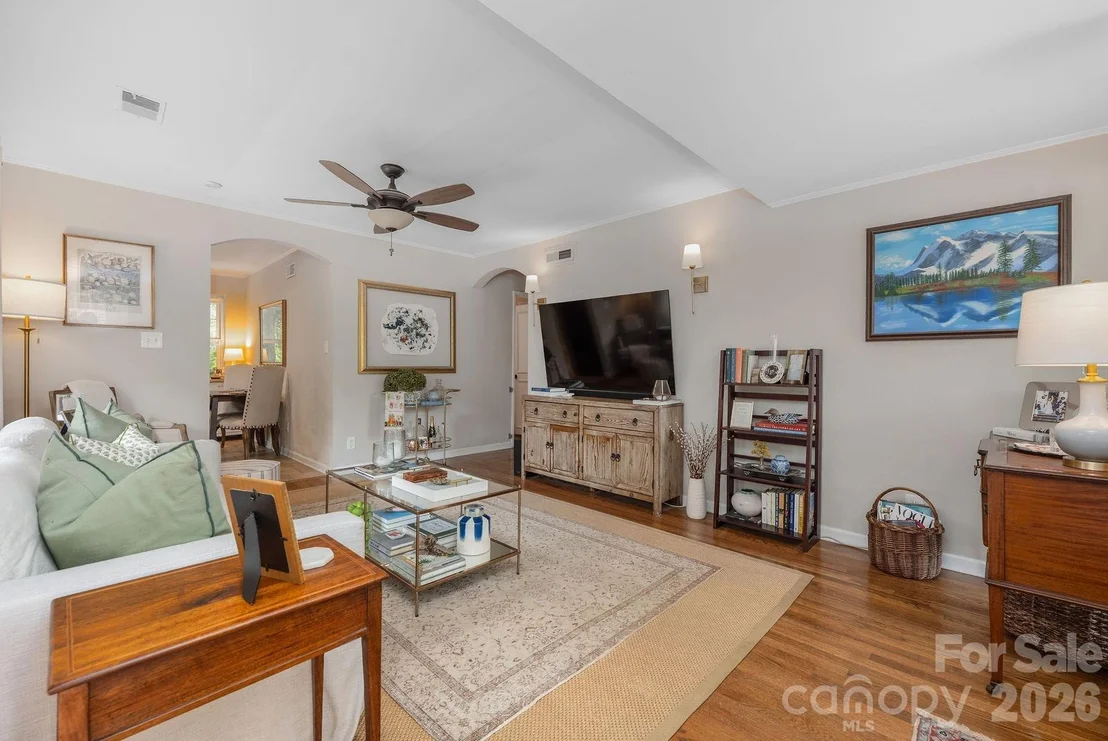 Photo of 4805 Murrayhill Road