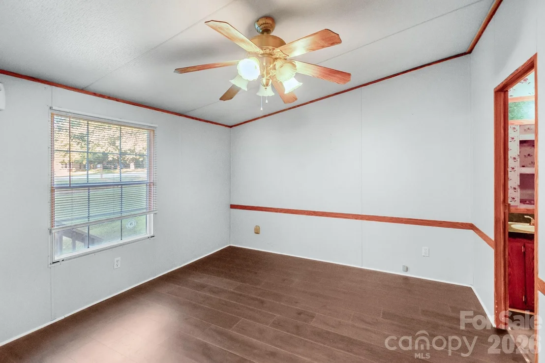 Photo of 185 Coot Sistare Road
