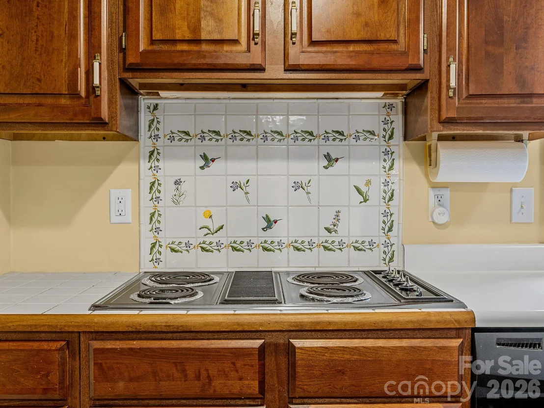 Photo of 140 Meadowlark Drive