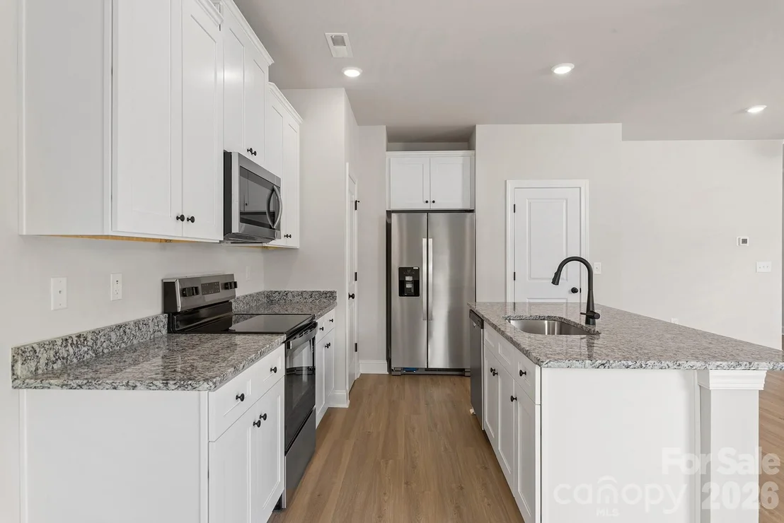 Photo of 3634 Narrow Lane