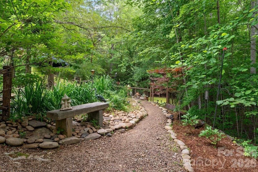 Photo of 175 Green Hills Road