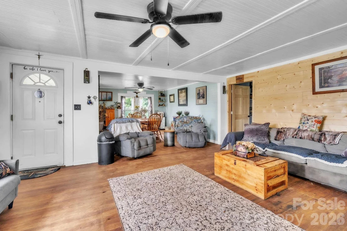 Photo of 140 Painter Road