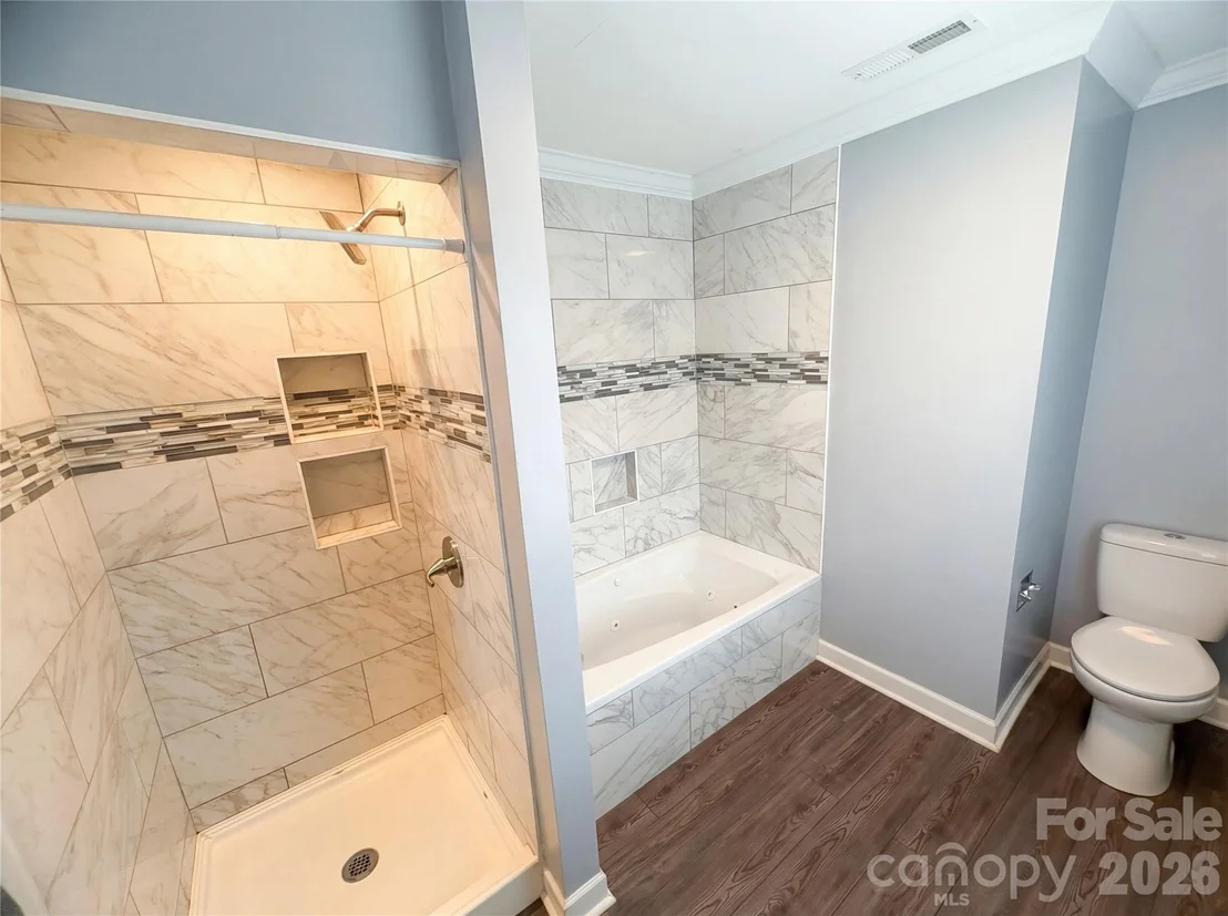 Photo of 3029 Southampton Circle